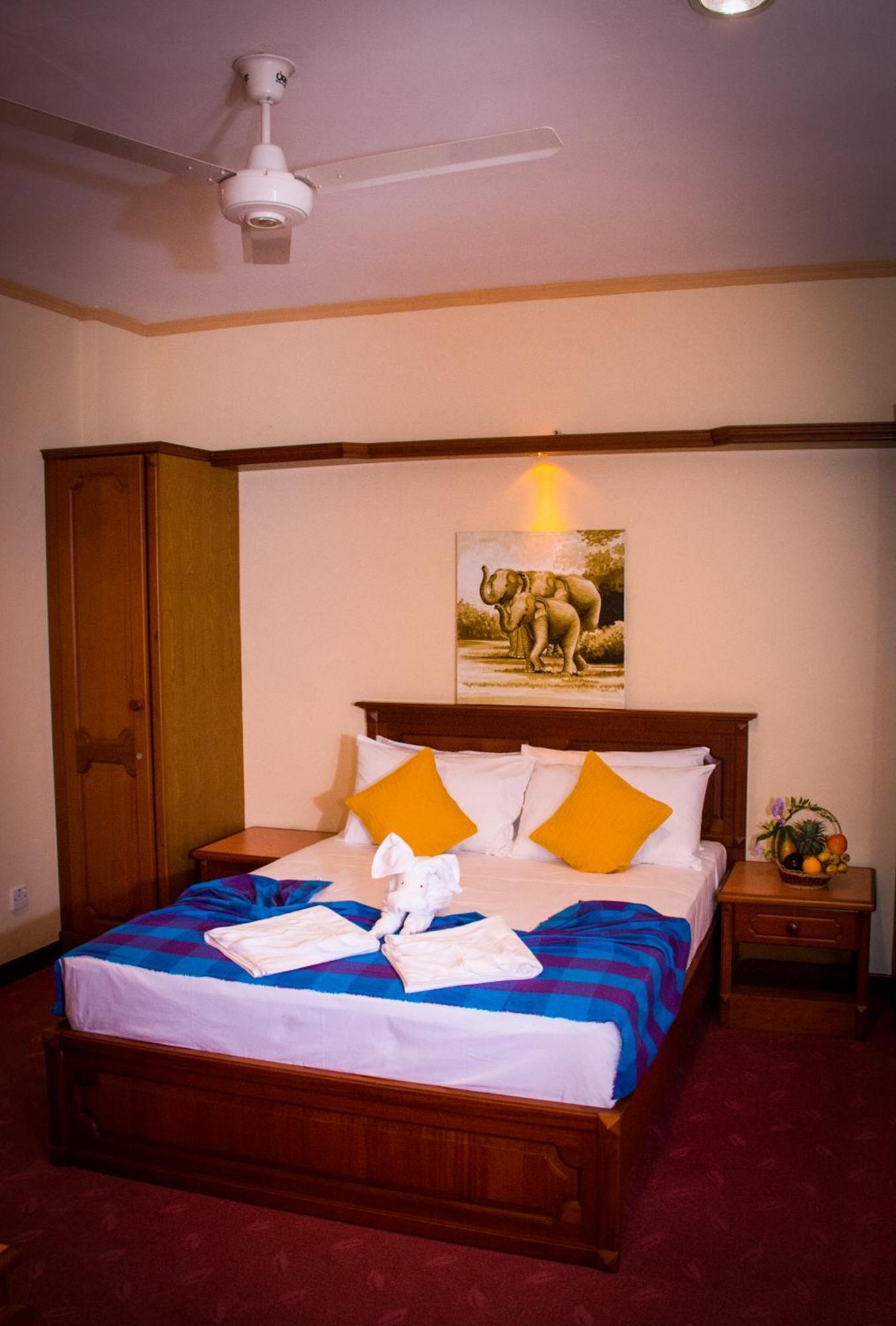 HOTEL LAKEFIELD Excellence Kandy Exterior foto